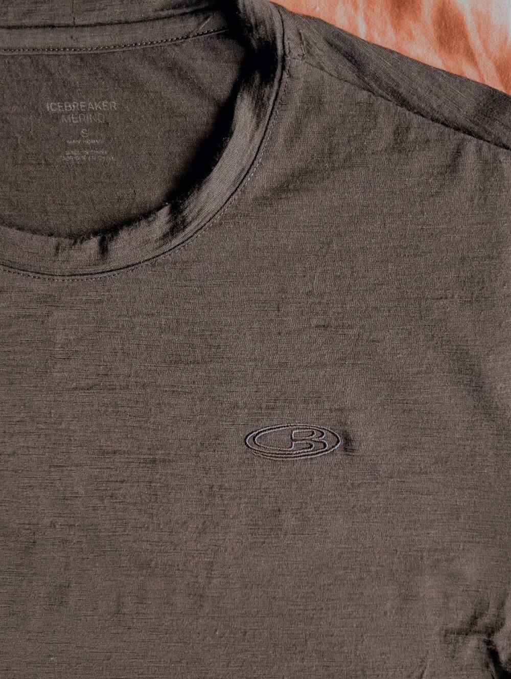 Icebreaker Men’s Short Sleeve Crew T-Shirt in Gray/Brown